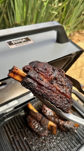 Ninja Woodfire Electric BBQ Grill & Smoker Beef Short Ribs