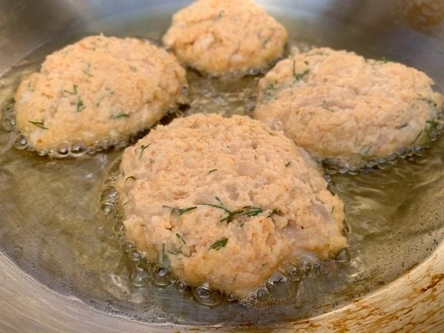 spanner crab cakes 03